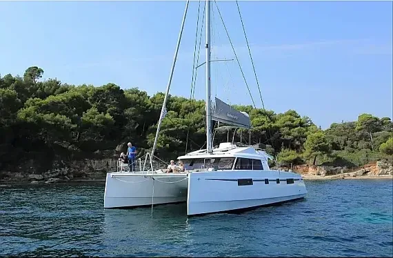 Nautitech 46 Fly in Athens / Alimos Marina - image 1