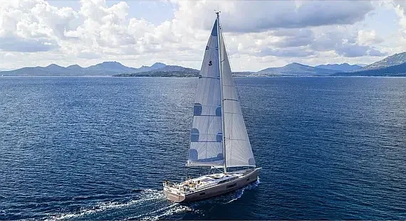 Oceanis 52 in Sardinia / Portisco / Cala dei Sardi - image 1