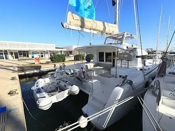 Lagoon 40 in Sukošan / D-Marin Dalmacija Marina - image 1