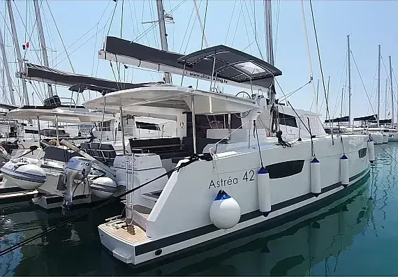 Astréa 42 in Seget Donji / Marina Baotić - image 1
