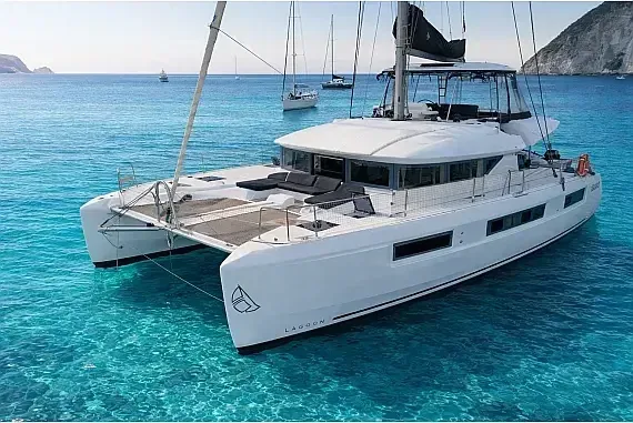Lagoon 50 in Rome / Marina di Nettuno - image 1