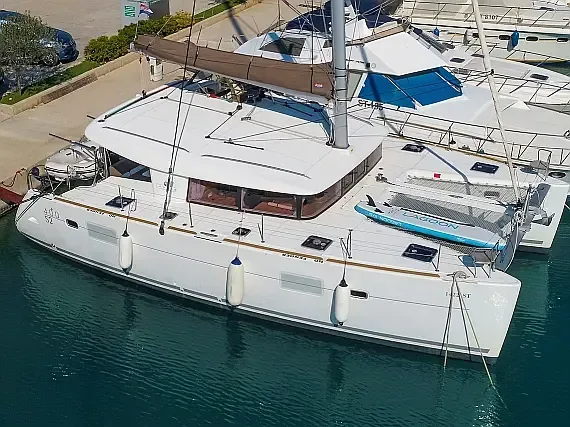 Lagoon 400 S2 in Split / ACI Marina Split - image 1