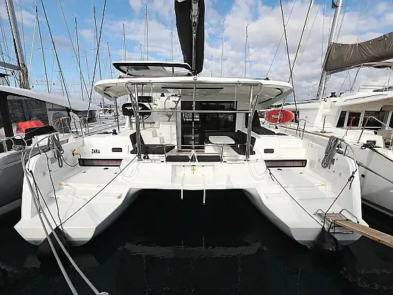 Lagoon 42 in Sukošan / D-Marin Dalmacija Marina - image 1