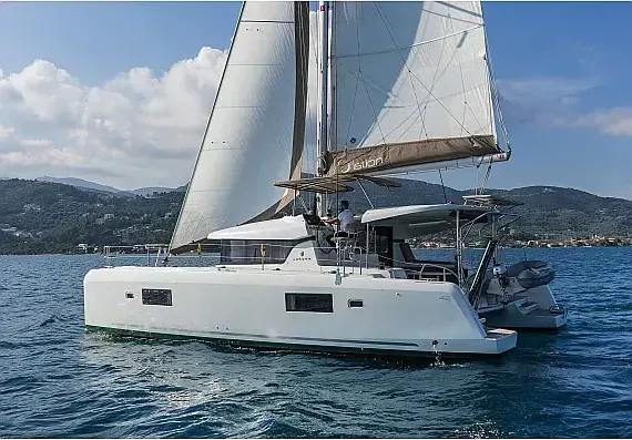 Lagoon 42 in Lefkada / D-Marin Marina Lefkas - image 1