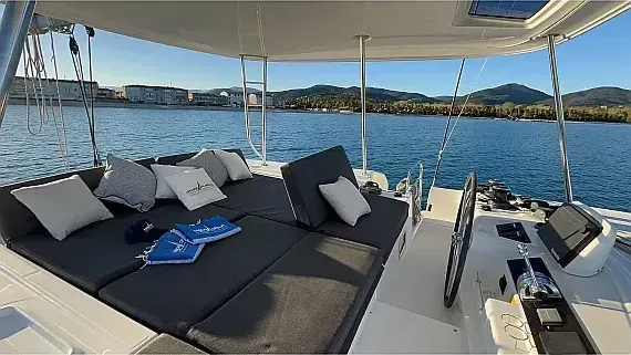 Lagoon 46 in Grimaud / Port Grimaud - image 1