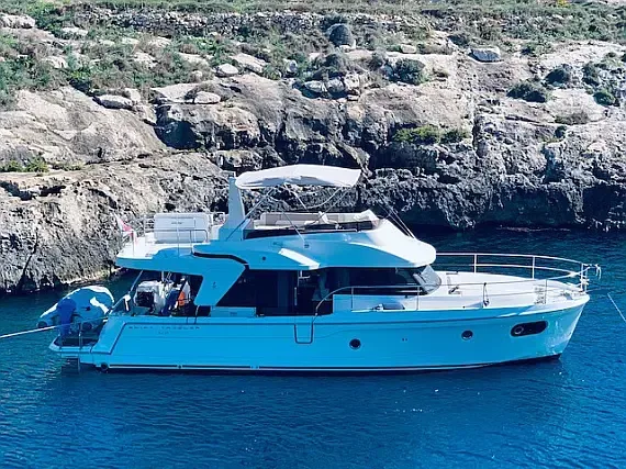 Swift Trawler 47 in Malta / Msida Yacht Marina - image 1