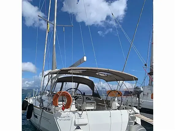 Sun Odyssey 519 in Lefkada / Marina Perigiali - image 1