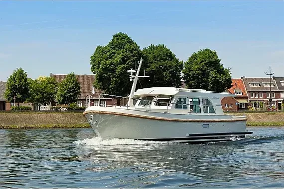 Linssen Grand Sturdy 35.0 Sedan in Kinrooi / Jachthaven De Spaanjerd - image 1