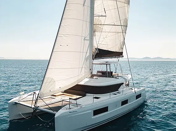 Lagoon 46 in Athens / Alimos Marina - image 1