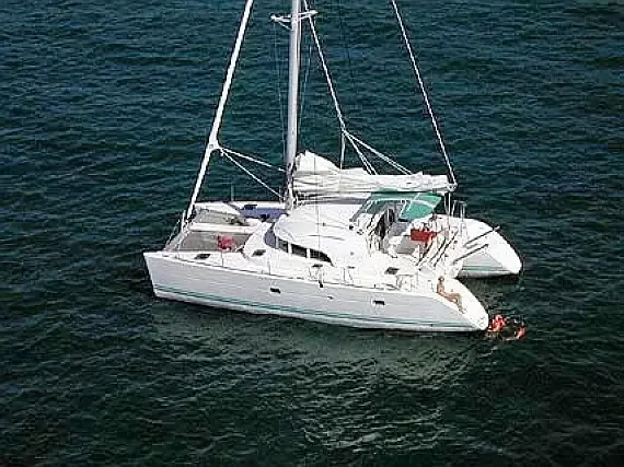 Lagoon 380 in Lefkada / D-Marin Marina Lefkas - image 1