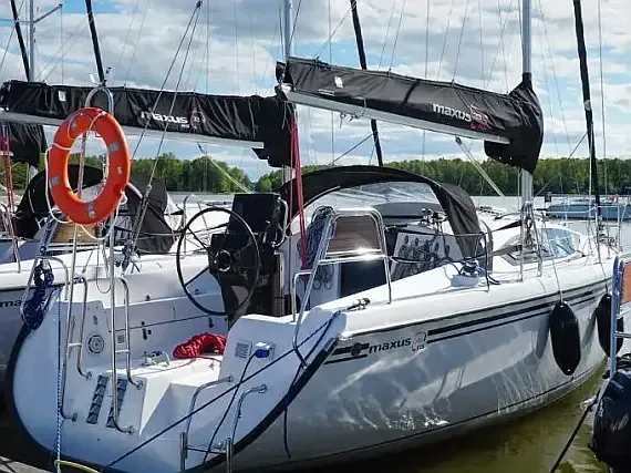 Maxus 33.1 RS in Węgorzewo / Port Sztynort - image 1