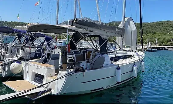 Dufour 360 Grand Large in Sardinia / Portisco / Cala dei Sardi - image 1
