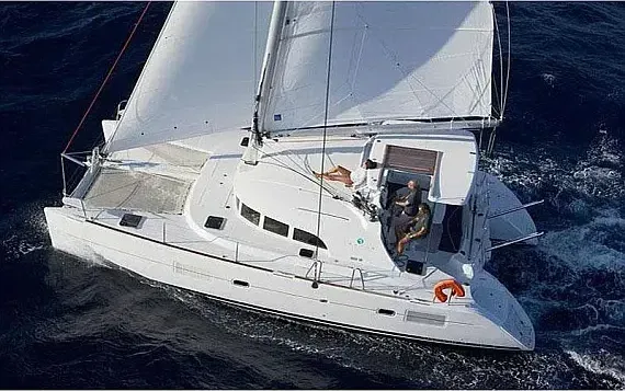 Lagoon 380 in Sicily / Marsala Marina - image 1