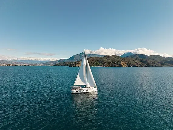 Bavaria C46 in Fethiye / Ece Marina - image 1