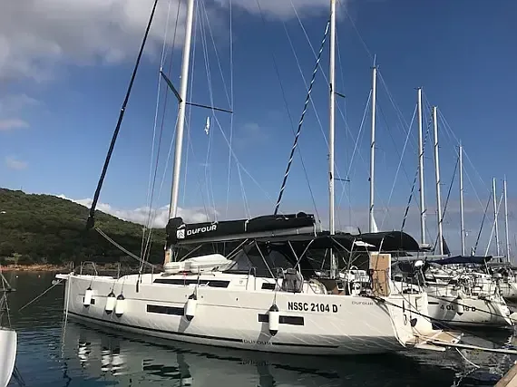 Dufour 530 in Sardinia / Portisco / Cala dei Sardi - image 1