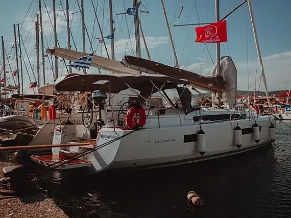 Sun Odyssey 440 in Nikiti - Chalkidiki / Nikiti - image 1