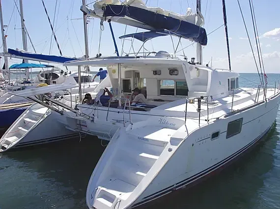 Lagoon 440 in Cienfuegos / Marlin Marina Cienfuegos - image 1