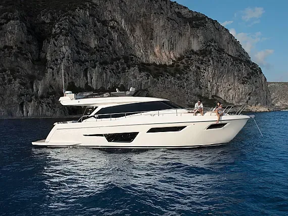 Ferretti 500 in Sukošan / D-Marin Dalmacija Marina - image 1