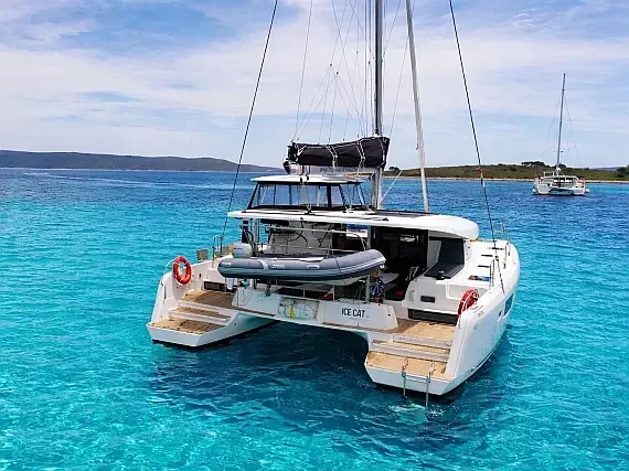 Lagoon 42 in Sardinia / Portisco / Marina di Portisco - image 1