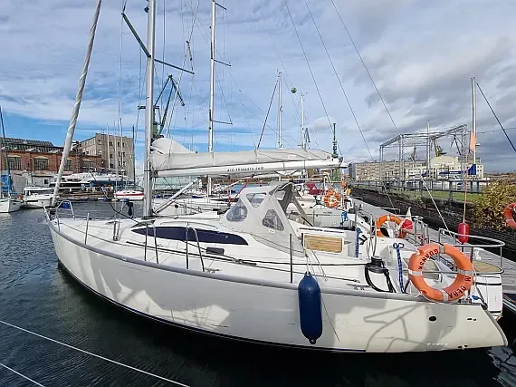 Delphia 40.3 in Gdansk / Przystan Cesarska - image 1
