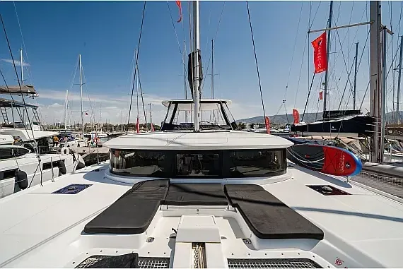Lagoon 46 in Athens / Alimos Marina - image 1