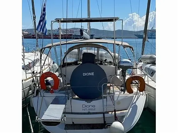 Sun Odyssey 36i in Lavrion Main Port - image 1