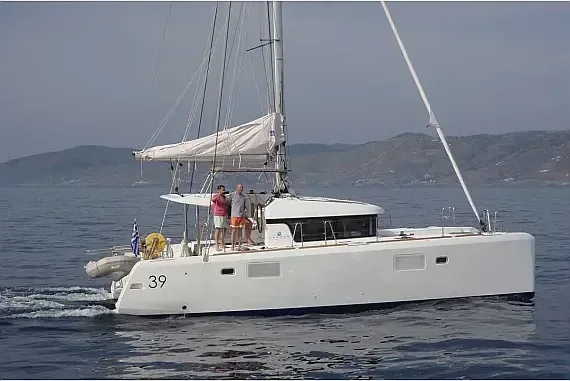Lagoon 39 in Athens / Alimos Marina - image 1