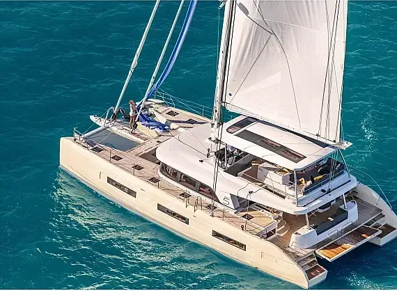 Lagoon Sixty 5 in Salerno / Marina d'Arechi - image 1