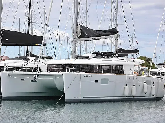 Lagoon 450 in Sukošan / D-Marin Dalmacija Marina - image 1