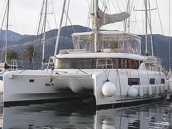 Lagoon 46 in Tivat / Porto Montenegro - image 1