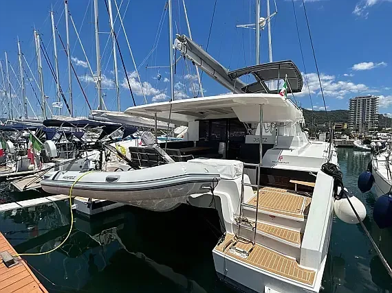 Astréa 42 in Salerno / Marina d'Arechi - image 1