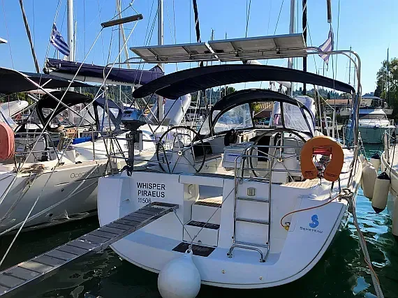 Oceanis 43 in Athens / Alimos Marina - image 1