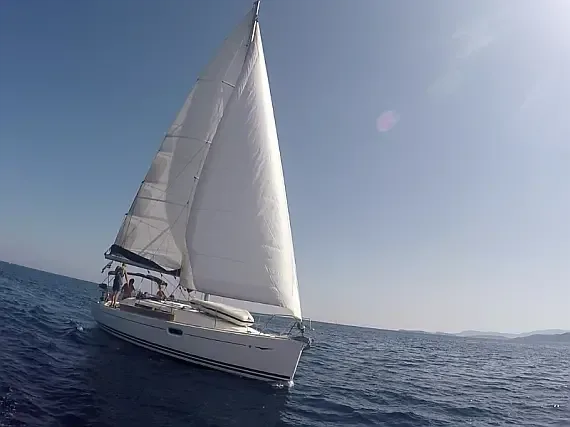 Sun Odyssey 36i in Preveza Main Port - image 1