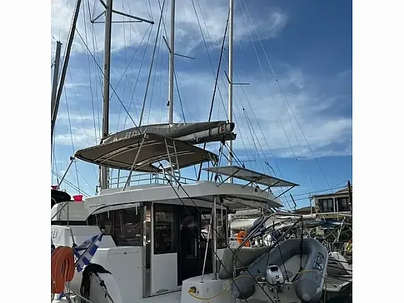 Bali Catspace in Lefkada / Port of Lefkas - image 1