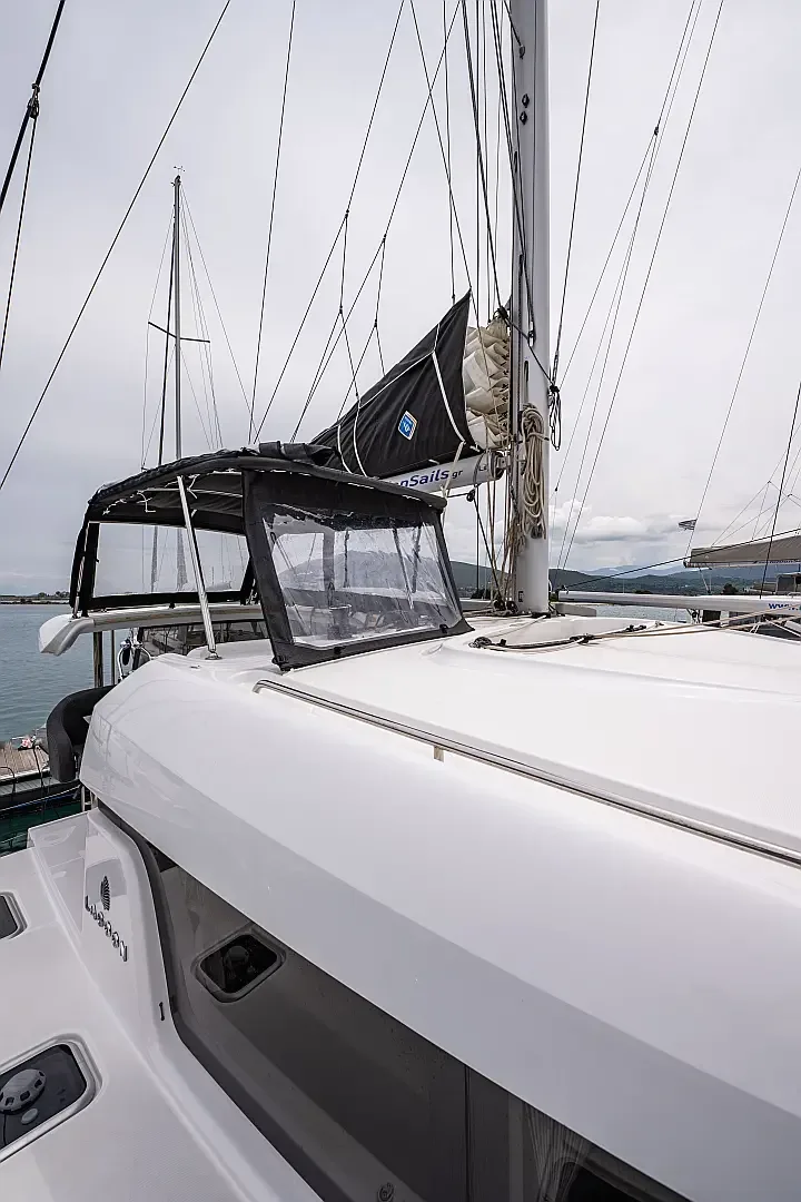 Lagoon 40
