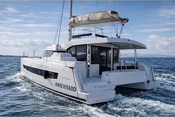 Bali Catspace in Salerno / Marina d'Arechi - image 1