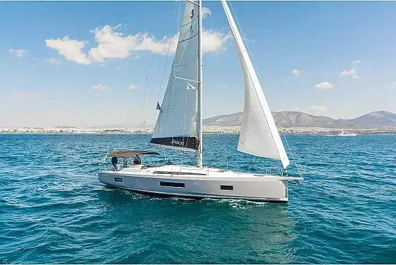Oceanis 51.1 in Athens / Alimos Marina - image 1