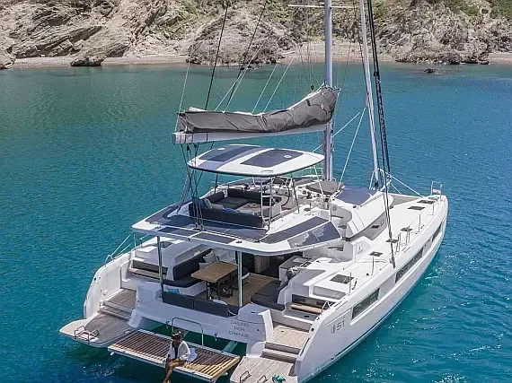 Lagoon 51 in Ibiza / Sant Antoni de Portmany Port - image 1