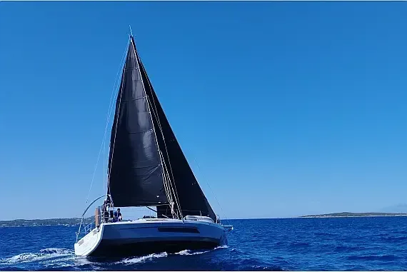 Dufour 37 in Sardinia / Portisco / Marina di Portisco - image 1