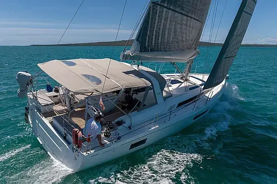 Oceanis 51.1 in Lefkada / Nikiana Marina - image 1
