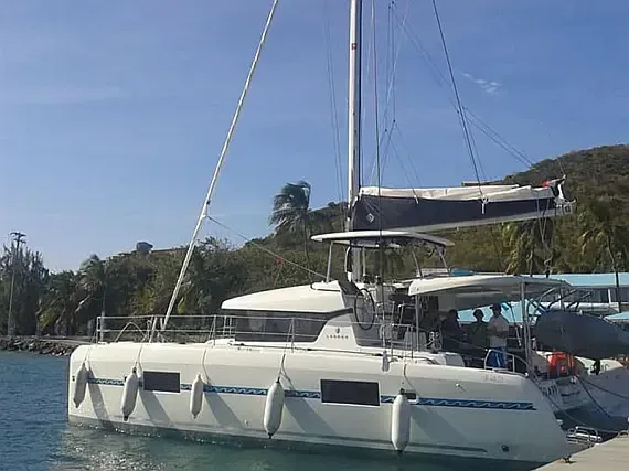 Lagoon 42 in Martinique / Le Marin - image 1