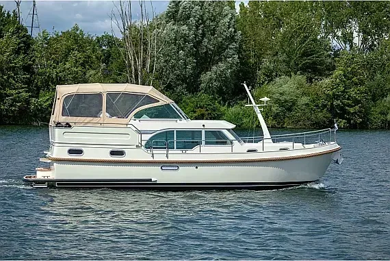 Linssen Grand Sturdy 35.0 AC in Kinrooi / Jachthaven De Spaanjerd - image 1