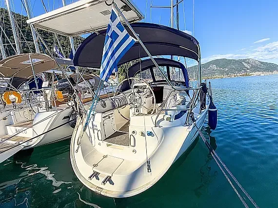 Bavaria Cruiser 32 in Lefkada / Vliho Yacht Club - image 1