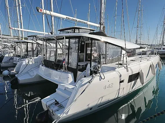 Lagoon 42 in Sukošan / D-Marin Dalmacija Marina - image 1