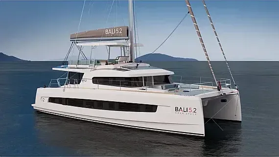 Bali 5.2 in Athens / Alimos Marina - image 1