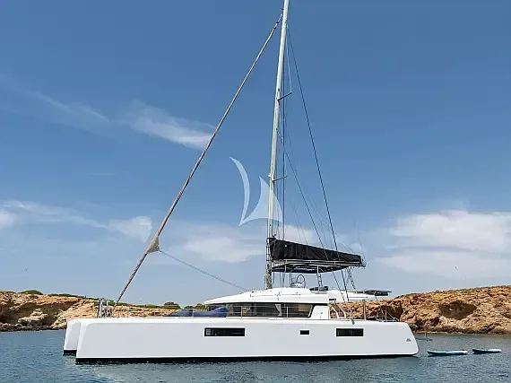 Lagoon 52 in Athens / Alimos Marina - image 1