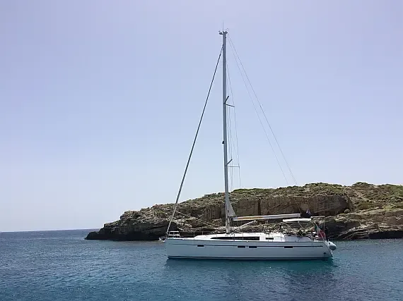 Bavaria 46 Cruiser in Rhodes New Marina - image 1