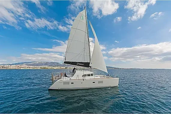 Lagoon 380 in Corfu / Gouvia / D-Marin Marina Gouvia - image 1