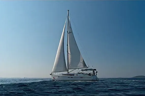 Bavaria 46 Cruiser in Murter / Marina Hramina - image 1