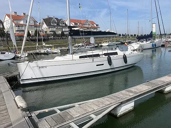 Dufour 335 Grand Large in Nieuwpoort / KYCN Nieuwpoort - image 1